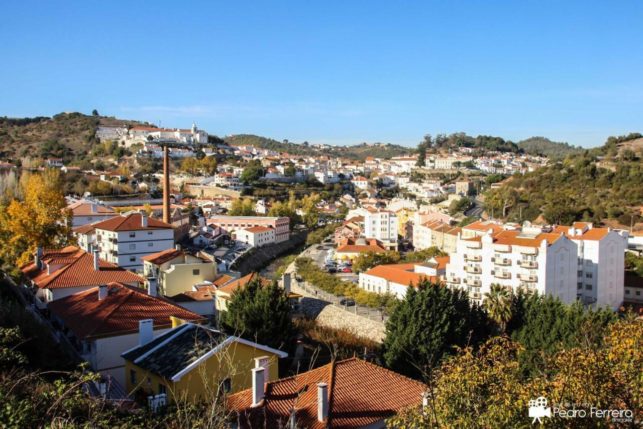 Alojamento Das Fontes Alenquer Kültér fotó